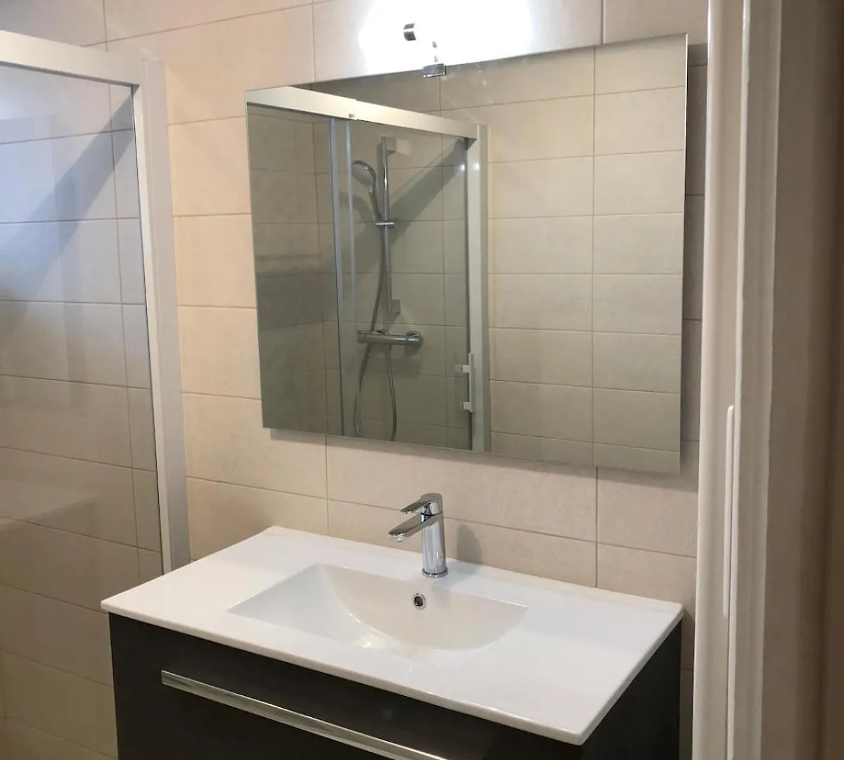 Large Apartment 85 M2 Chambery Center